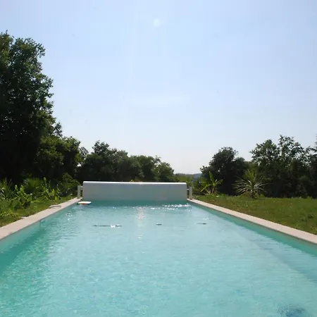 Bed & Breakfast Chateau De Maumusson-Laguian