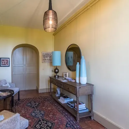 Chateau De Bed & Breakfast 4*