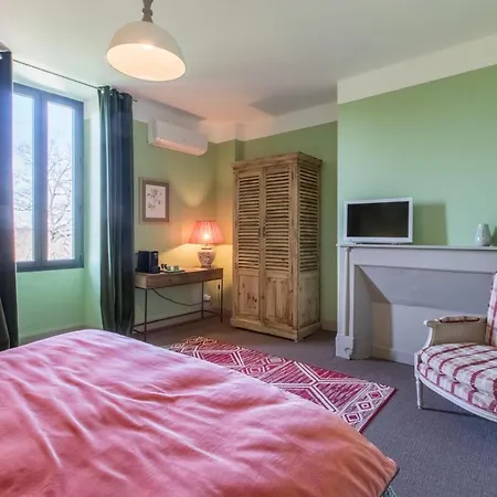 Bed & Breakfast Chateau De Maumusson-Laguian